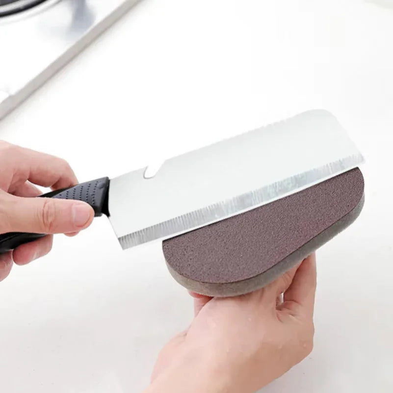 Brosse de nettoyage avec poignée pour cuisine - La vie facile