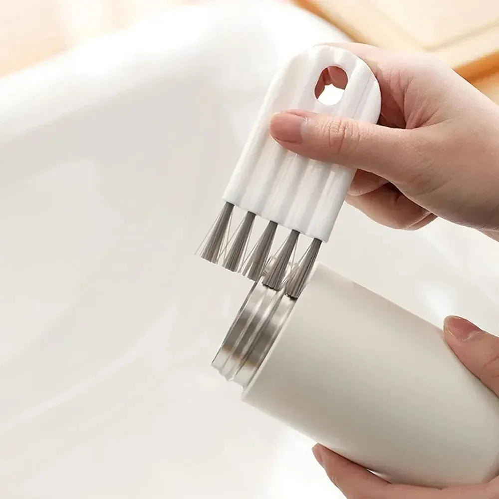 Brosse de nettoyage pour clavier et interstices - La vie facile
