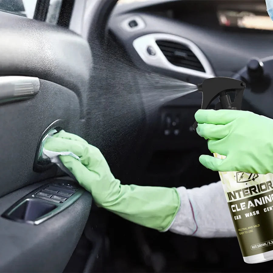 Nettoyant voiture multi-surfaces – 100 ml pour un intérieur impeccable