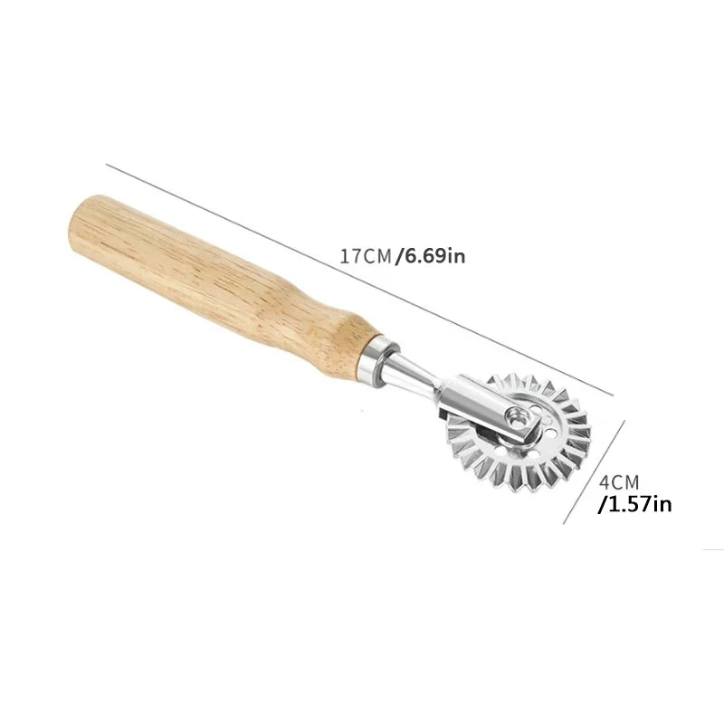 Découpe-pâte en Bois : L'Outil Essentiel pour Révolutionner vos Créations Culinaires