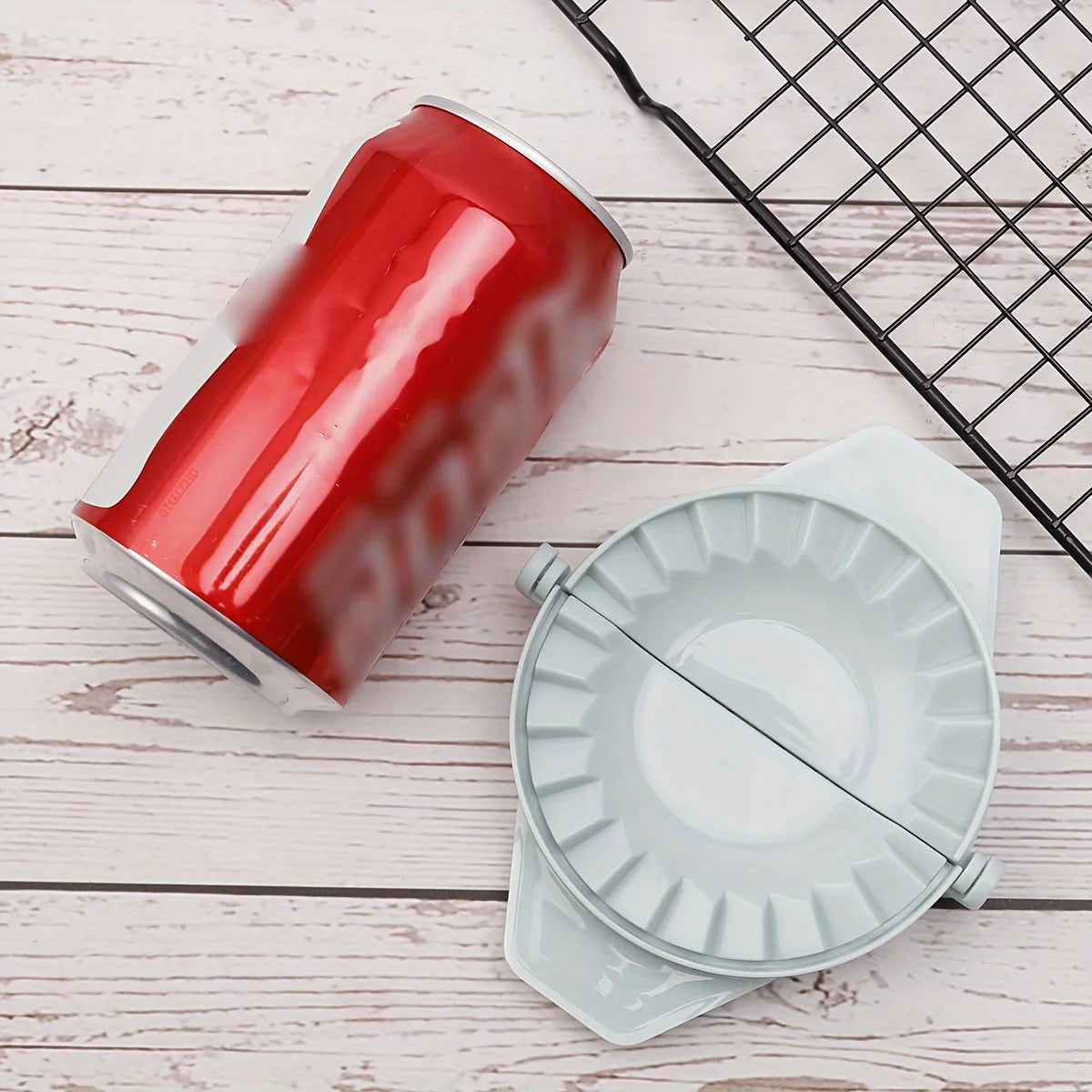 Moule à Raviolis Pratique – Presse Manuelle pour Chaussons et Pâtisseries