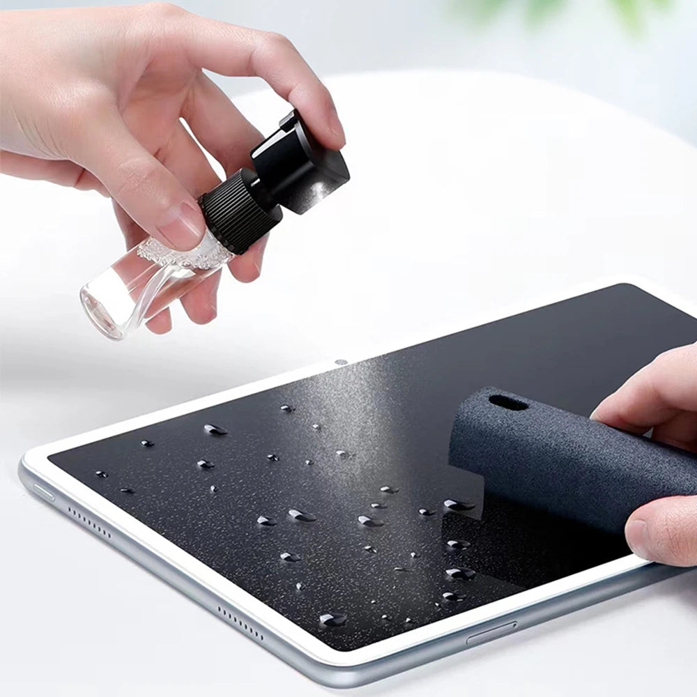 Nettoyeur d’écran spray et microfibre – Sans liquide - La vie facile