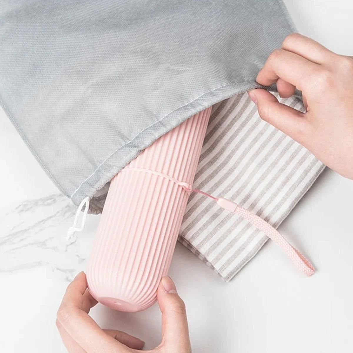 Étui de voyage pour brosse à dents et dentifrice - La vie facile